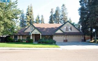 334 Sunnyside Ave, Visalia, CA 93277-7677