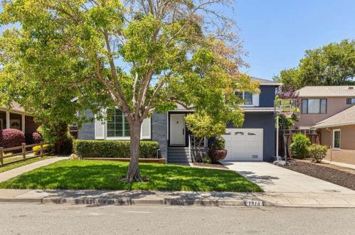 1916 Devereux Dr, Burlingame, CA 94010-4644