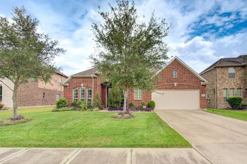 727 Valley Ridge Dr, Richmond TX  77469-4992 exterior