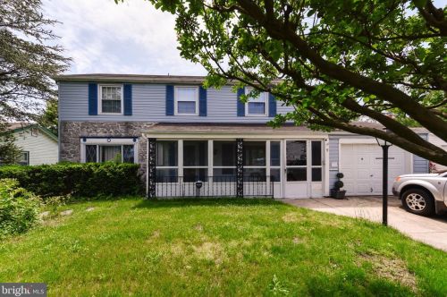 9 Stretton Cir, Willingboro, NJ 08046-1424