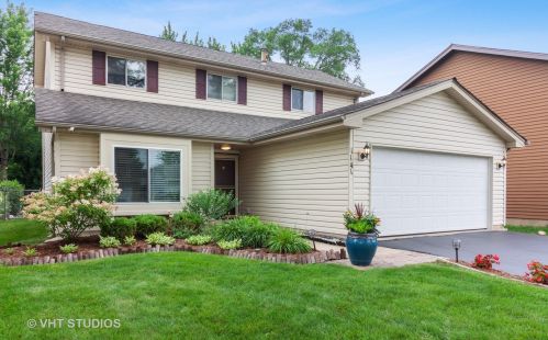 1141 Needham Rd, Naperville, IL 60563-3335