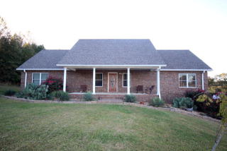 4001 Moss Rd, Baxter, TN 38544-4545