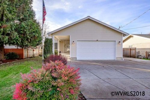 1320 7 St, Lebanon OR  97355-1819 exterior