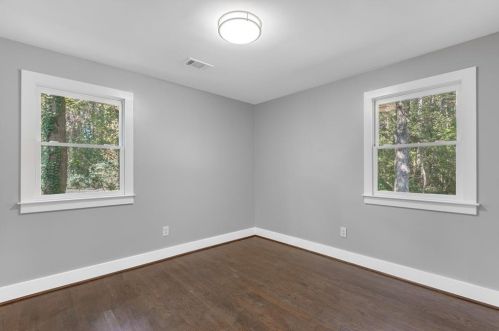 2272 Baywood Dr, Atlanta GA  30315-6534 exterior