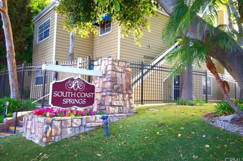 3680 Bear St, Santa Ana CA  92704-7282 exterior