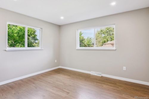 2070 Un Dr, Aurora CO 80015-6600 exterior