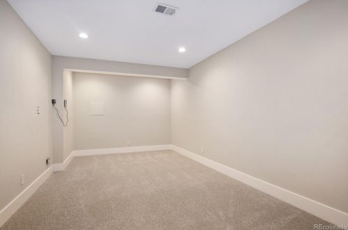 680 Gilpin St, Denver CO  80209-4515 exterior