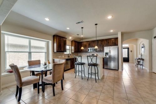 6017 Warmouth Dr, Fort Worth TX  76179-7649 exterior