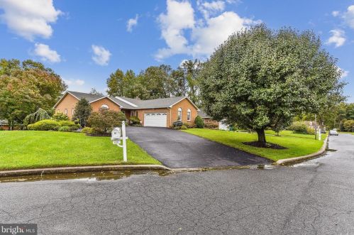 630 Westwood Dr, Aberdeen MD  21001-2335 exterior