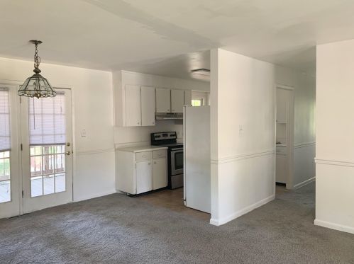 313 Sparta St, Warner Robins GA  31088-5153 exterior