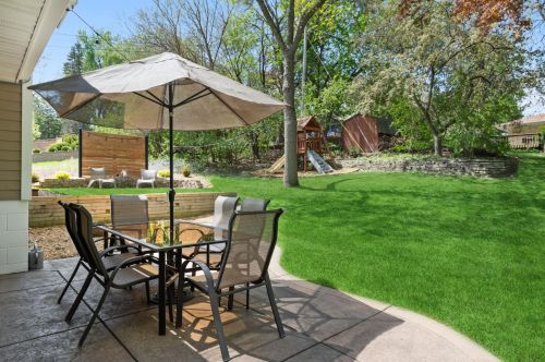 952 Brooks Ave, Saint Paul MN  55113-3339 exterior