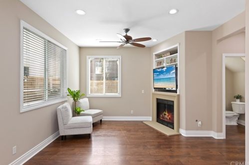 207 Windy Ln, Tustin, CA 92782-6530