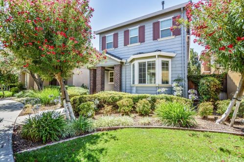 43 Brilloso Ln, Tracy, CA 95391-2027