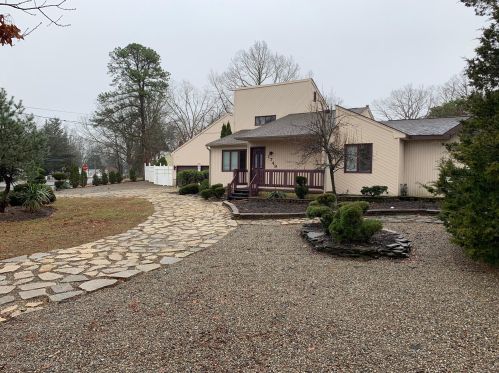 1749 Hillside Pl, Lacey, NJ 08731-3253