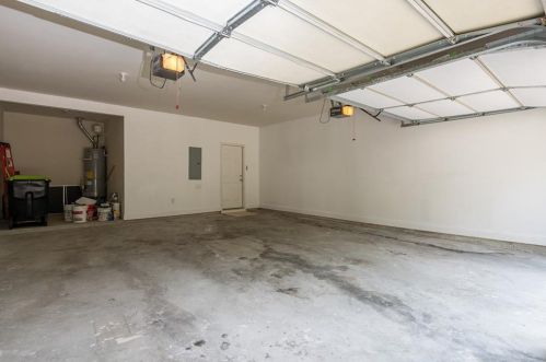 275 Lawrence Pl, Atlanta GA  30349-1068 exterior