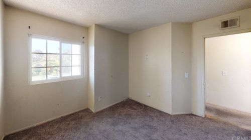 13052 April Dr, Riverside CA  92503-0933 exterior