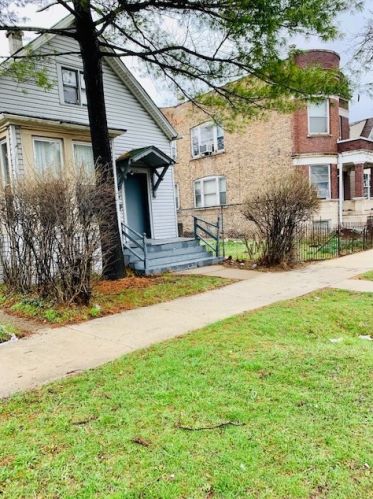 5614 Marshfield Ave, Chicago, IL 60636-1218