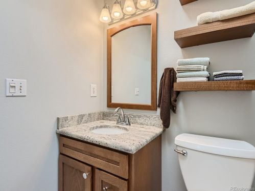 18191 Crestridge Dr, Aurora CO 80015-2667 exterior