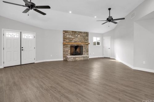 8355 Coleman St, Riverside CA  92504-3118 exterior