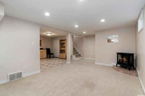 287 4400, Ogden UT  84405-5636 exterior