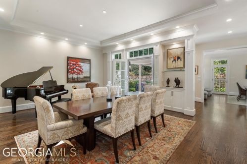 2990 Margaret Mitchell Dr, Atlanta GA  30327-1708 exterior