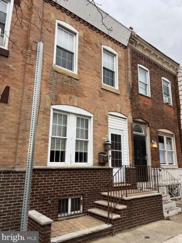 2414 11th St, Philadelphia, PA 19133-0014