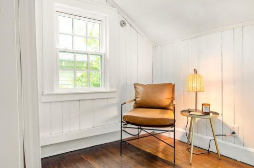 562 Harold Ave, Atlanta GA  30307-1790 exterior