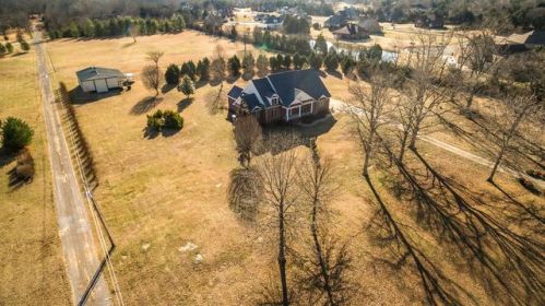 2850 Roy Arnold Rd, Murfreesboro, TN 37130-6855