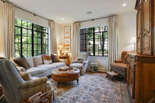 81 Lakeview Ave, Atlanta GA  30305-3779 exterior