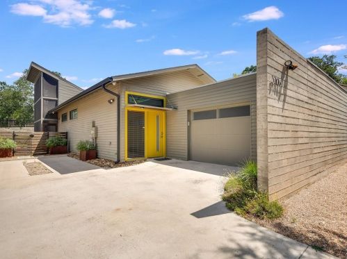 3706 12th St, Austin TX  78721-1902 exterior