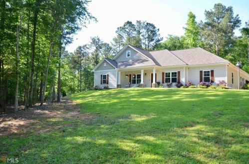 110 Chimney Ct, Lagrange, GA 30240-9603