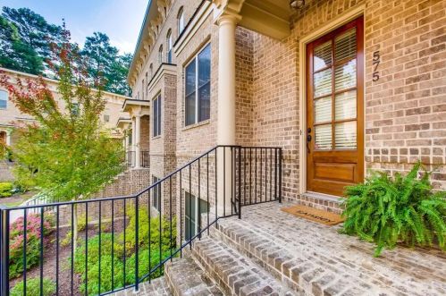 575 Ansley Cir, Atlanta, GA 30324