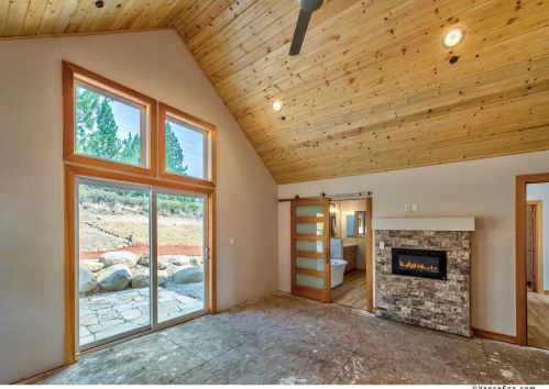 11844 Highland Ave, Truckee CA  96161-1710 exterior