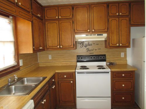 2616 Shore Wood Ct, Conyers GA  30013-1196 exterior