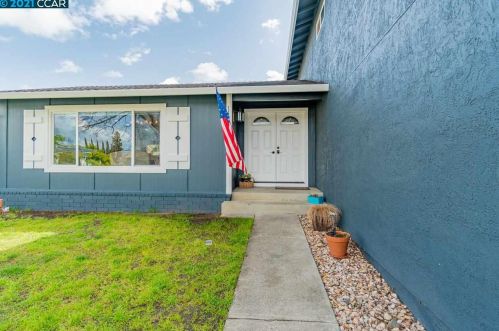 113 Hudson Ct, Vacaville, CA 95687-6609