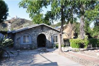 6928 Shadygrove St, Tujunga, CA 91042-3144