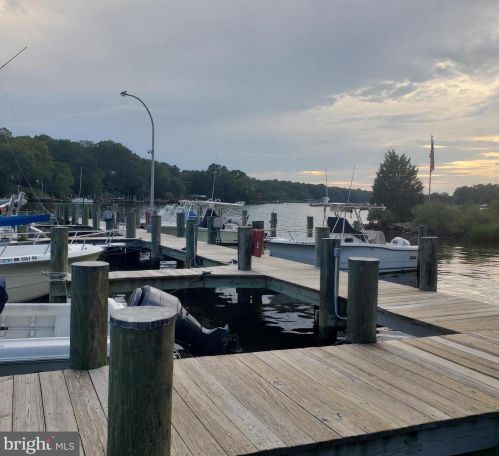 583 Jumpers Hole Rd, Severna Park MD  21146-2637 exterior