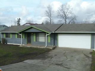 1111 84th St, Tacoma WA  98444-4427 exterior