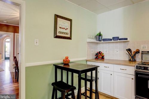 521 Walnut St, Lancaster PA  17603-3305 exterior