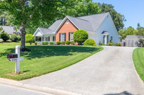 2145 Huntington Hill Trce, Buford, GA 30519-4297