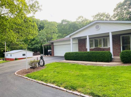 1749 Romaine Creek Rd, Fenton, MO 63026-5234