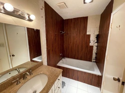 5010 Palo Alto Dr, Garland TX  exterior