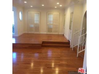 268 Bowling Green Way, Los Angeles CA  90049-2816 exterior