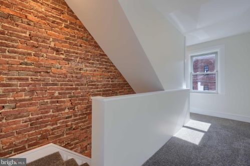 21 Mary St, Lancaster PA  17603-3424 exterior