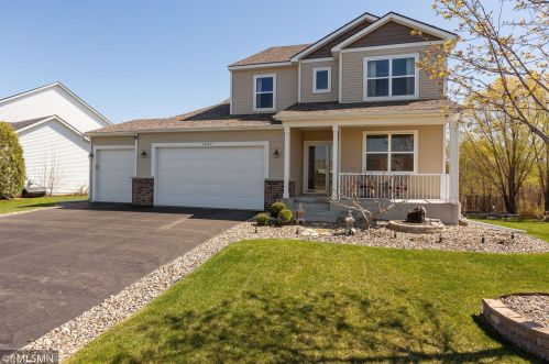 5060 Woodland Ct, Prior Lake, MN 55379-5831
