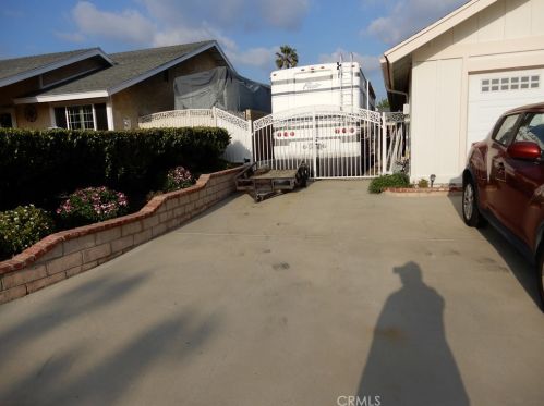 7459 Center Ave, Rancho Cucamonga, CA 91730-1640