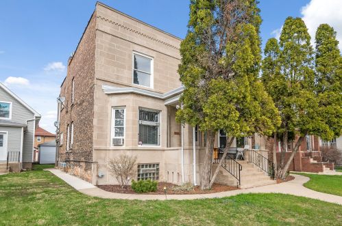 2338 Prairie St, Dixmoor, IL 60406-4007