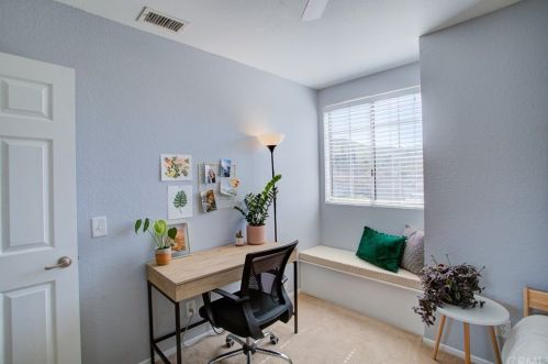 3071 Wicklow Dr, Riverside CA  92503-5806 exterior