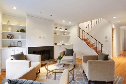 11 Ardmore Sq, Atlanta GA  30309-1821 exterior