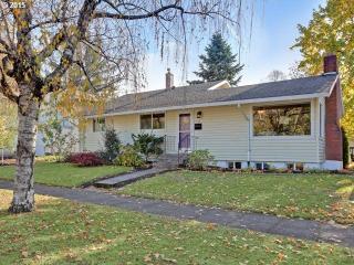 5710 Knight, Portland OR  97266-4125 exterior